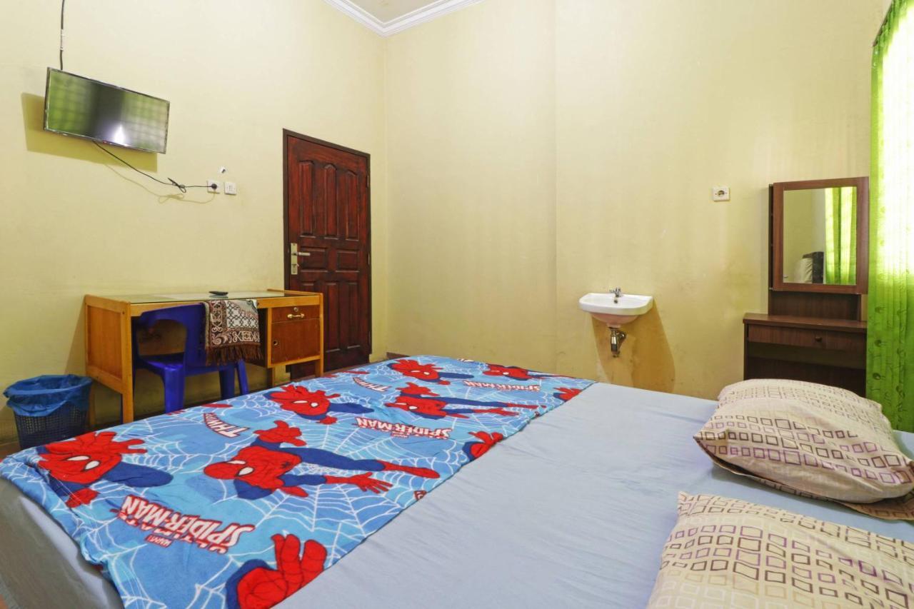Hotel Wisma Cempaka 2 Syariah Parit  Exterior foto