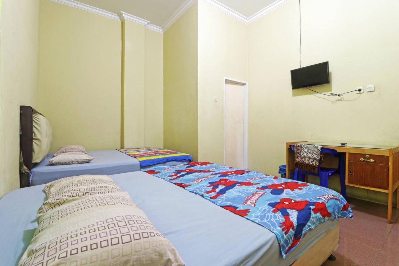 Hotel Wisma Cempaka 2 Syariah Parit  Exterior foto